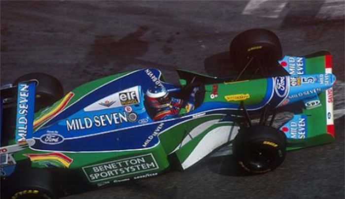 PG电子游戏-索伯车队鏖战雷诺车队,汉密尔顿惊艳四座的简单介绍